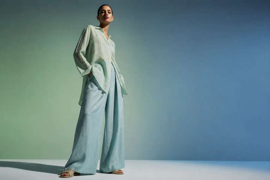 Editorial de moda minimalista em estúdio