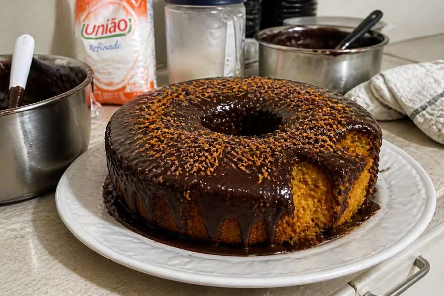 Depois — Receita de bolo de cenoura fofinho